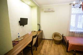 Гостиница Атриум Курган Номер стандарт с 2 односпальными кроватями-7